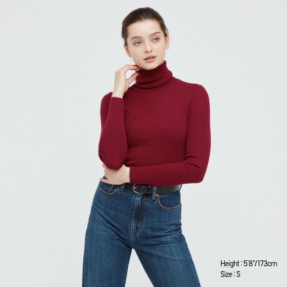 Uniqlo Sweaters - NWOT Uniqlo 100% Merino Wool Ribbed Turtleneck Sweater Size M